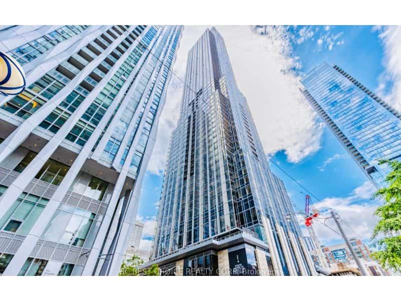 11 Yorkville Avenue #5301, Toronto, ON M4W 0B7