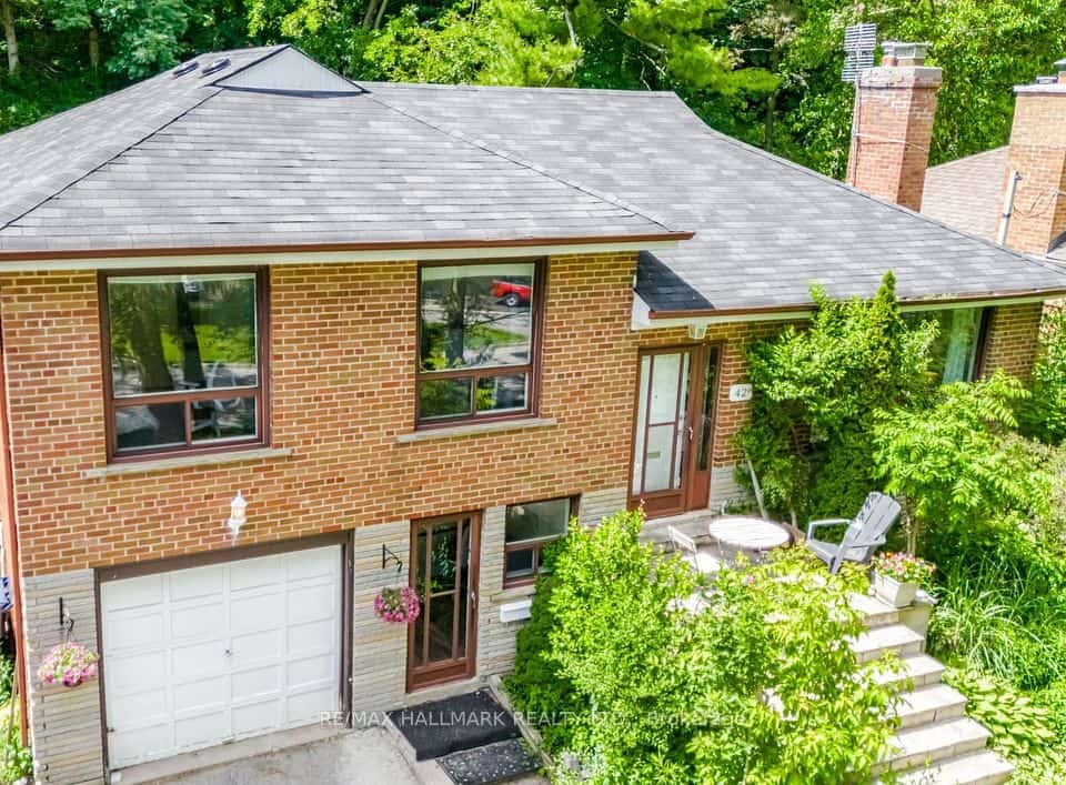 42 Catalina Drive, Toronto, ON M1M 1K6