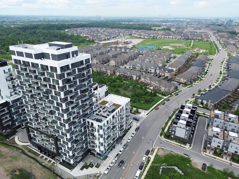 335 Wheat Boom Drive, Oakville