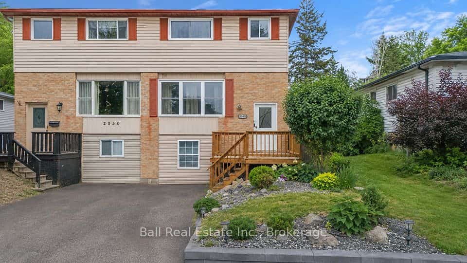 2048 Walker Avenue, Peterborough, ON K9L 1S1