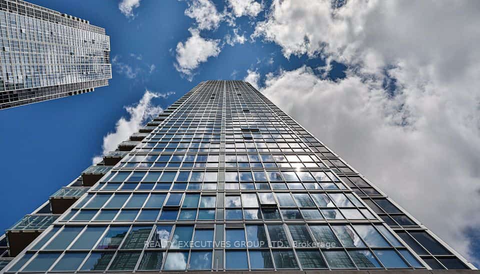 2916 Highway 7 Road #1706, Vaughan, ON L4K 0K6