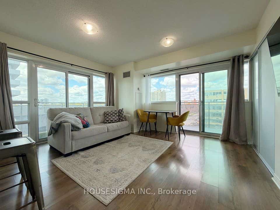 215 Queen Street E #509, Brampton, ON L6W 0A9