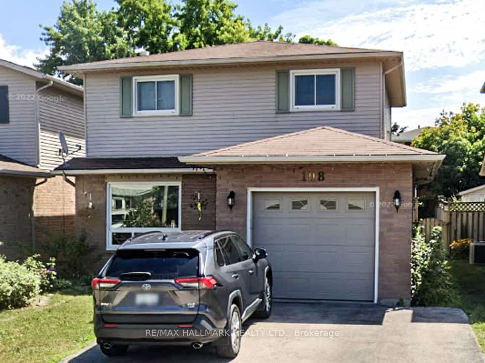 108 Broughton Avenue, Hamilton, ON L8W 3S7