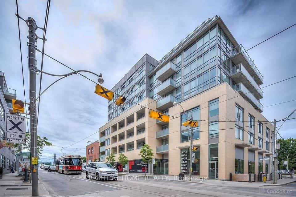 630 Queen Street E #407, Toronto, ON M4M 1G3