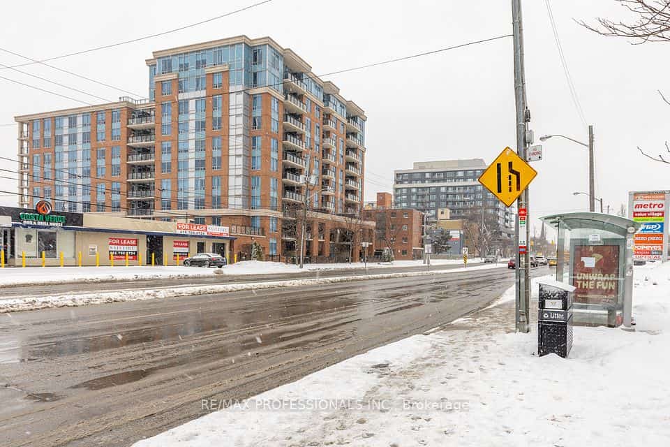 2772 Keele Street #1004, Toronto, ON M3M 0A3
