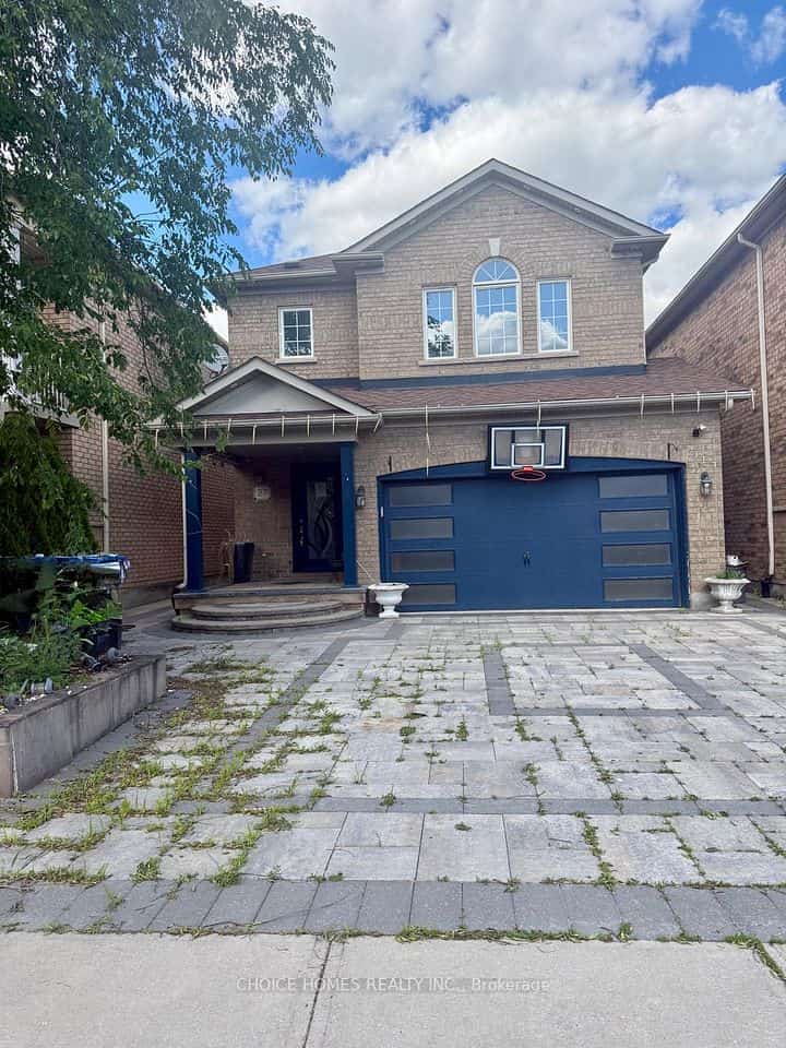27 Savita Road, Brampton, ON L7A 3V1