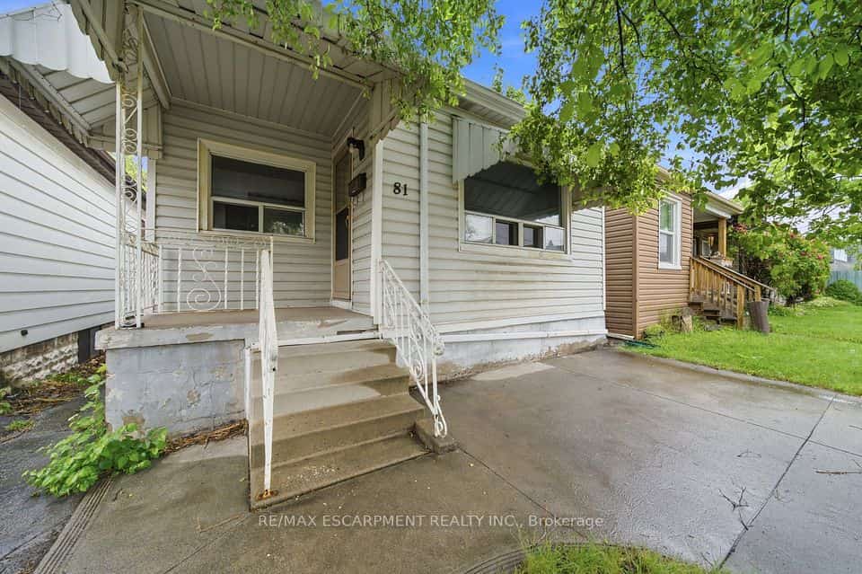 81 Cambridge Avenue, Hamilton, ON L8H 1T7