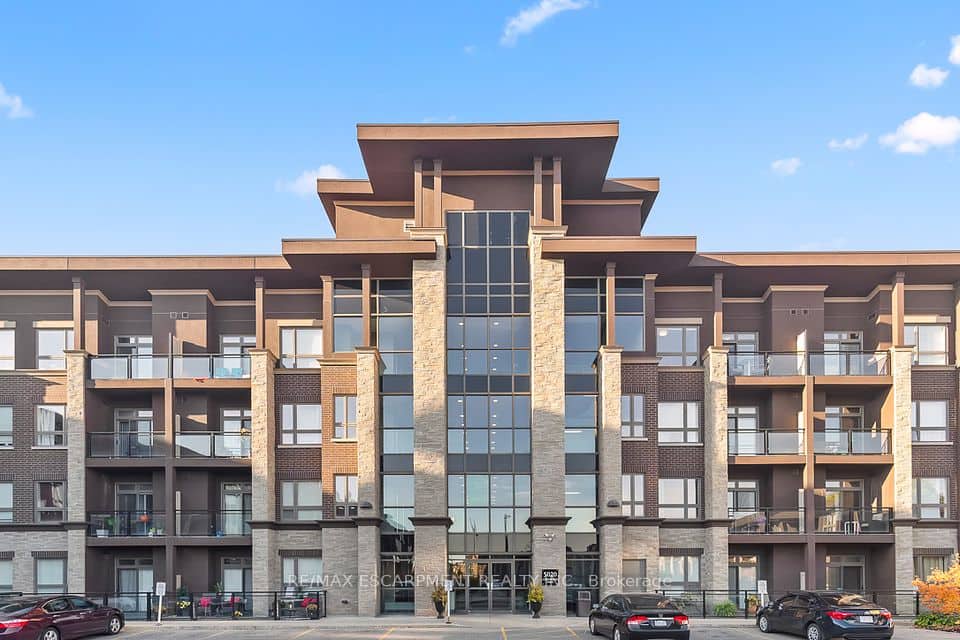 5020 Corporate Drive, Burlington