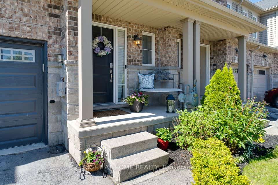70 Highgate Drive #12, Hamilton, ON L8J 0E8