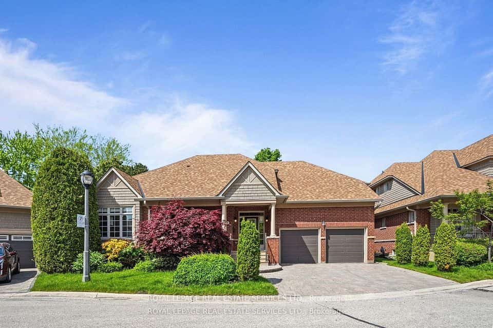 2130 Dickson Road #10, Mississauga, ON L5B 1Y6