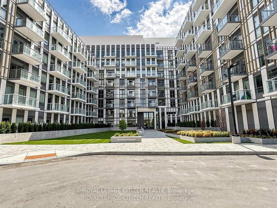 1005 Dundas Avenue, Oakville