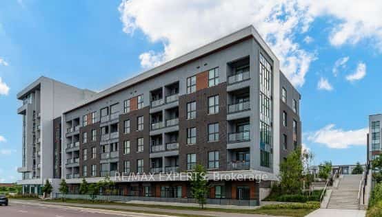 95 W Dundas Street W #206, Oakville, ON L6M 5N4