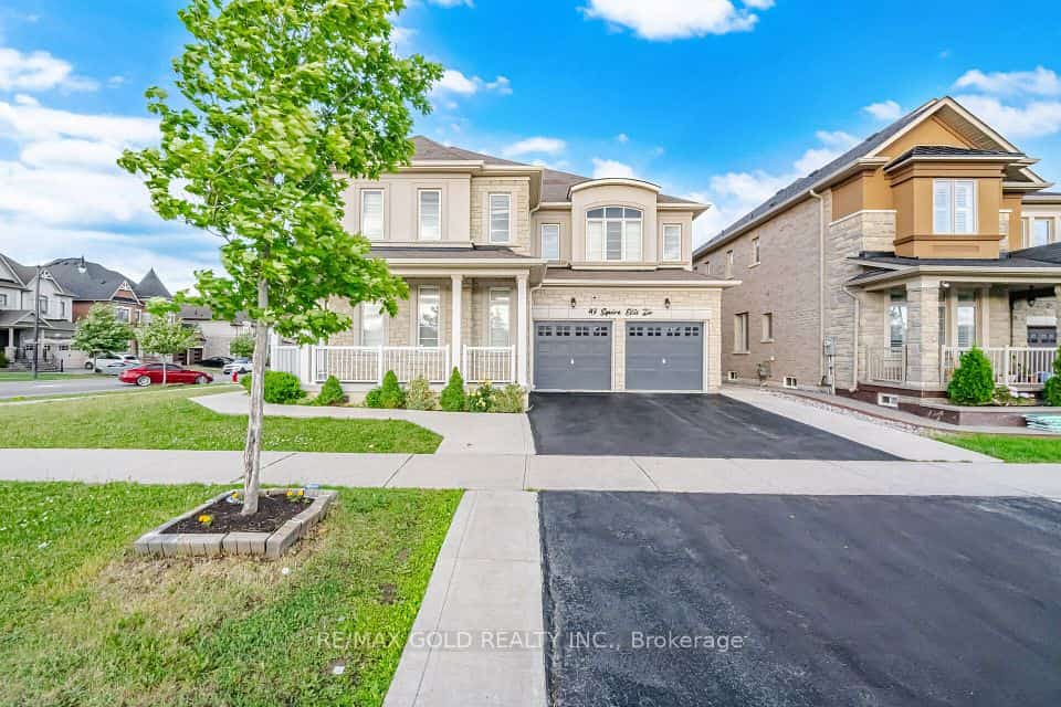 49 Squire Ellis Drive, Brampton, ON L6P 4C2