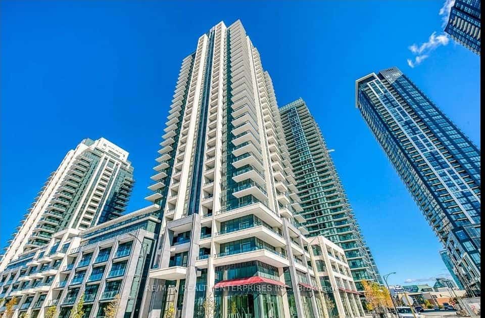 4055 Parkside Village Drive #727, Mississauga, ON L5B 0K8