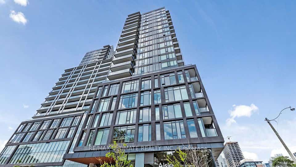 50 Power Street #1311, Toronto, ON M5A 0V3