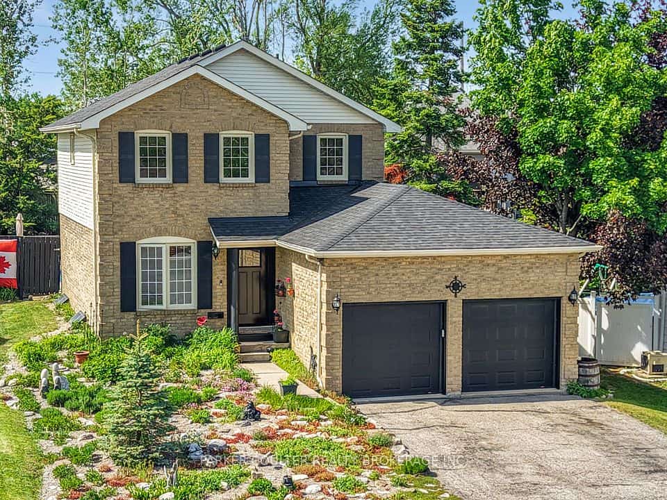 20 Mariposa Drive, Orillia, ON L3V 7G7