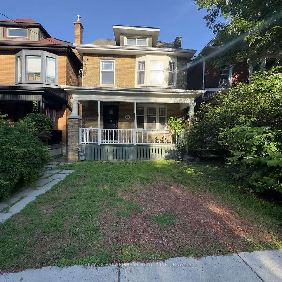 33 Cedar Avenue, Hamilton, ON L8M 3A6