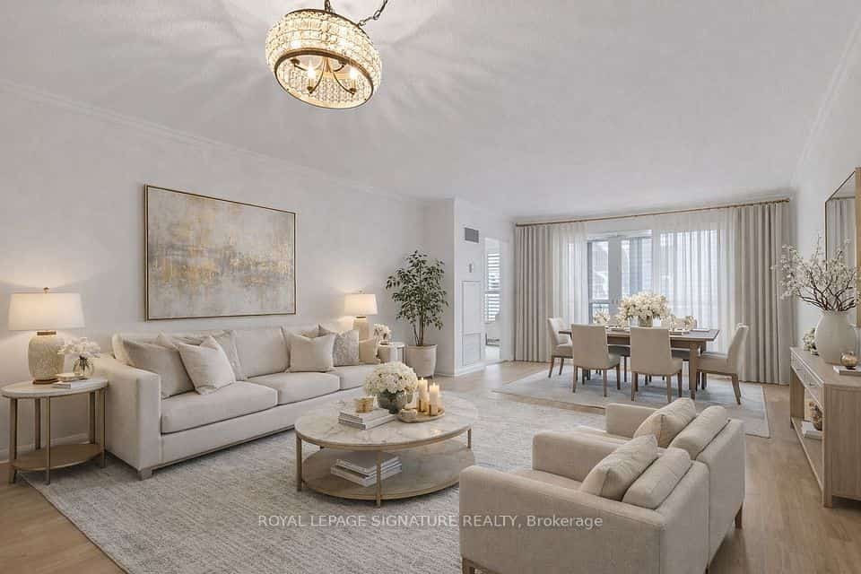 18 Hollywood Avenue #206, Toronto, ON M2N 6P5