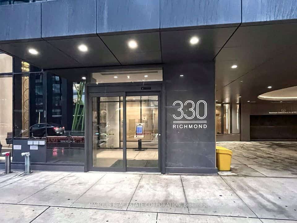 330 Richmond Street W #505, Toronto, ON M5V 0M4