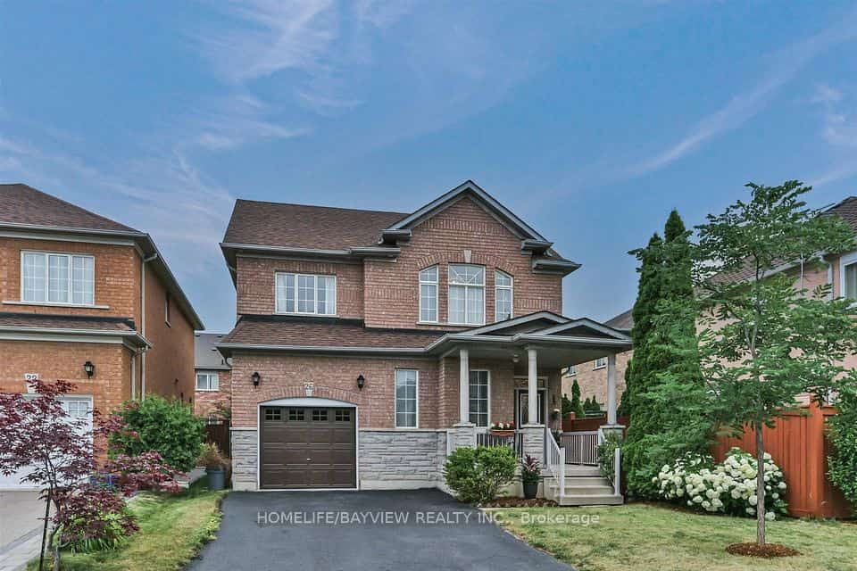 26 Honeyview Street, Vaughan, ON L4K 5S2