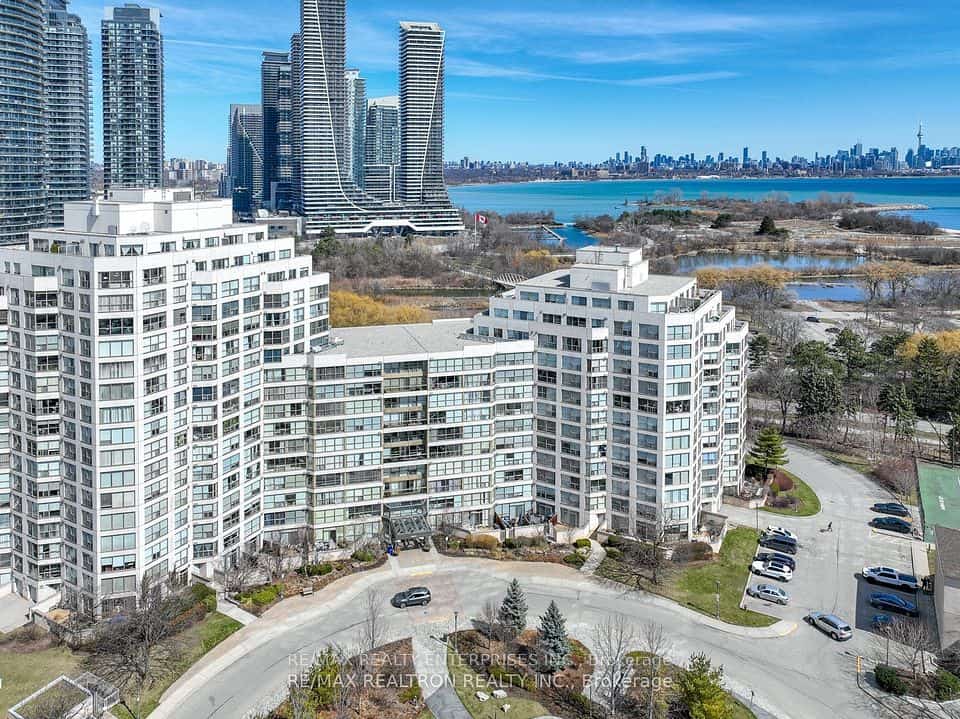 2261 Lake Shore Boulevard W #607, Toronto, ON M8V 3X1