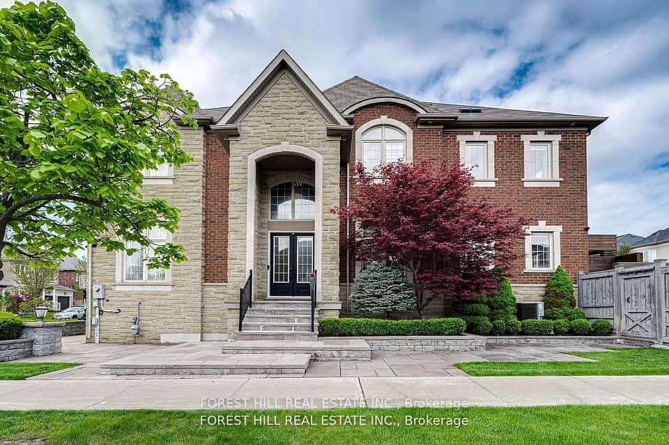 101 Glenheron Crescent, Vaughan, ON L6A 1W7