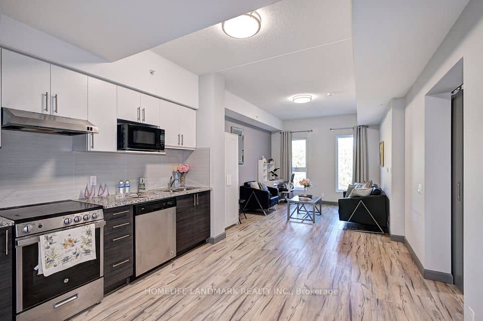 77 Leland Street E, Hamilton