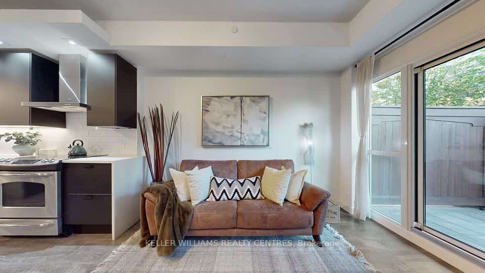 165 Legion Road N #434, Toronto, ON M8Y 0A1