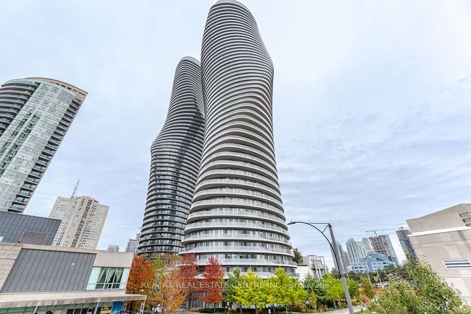 50 Absolute Avenue #802, Mississauga, ON L4Z 0A8