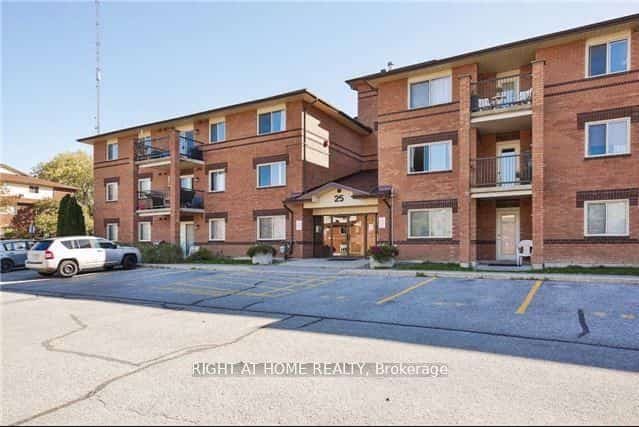 25 Meadow Lane #304, Barrie, ON L4N 7K2