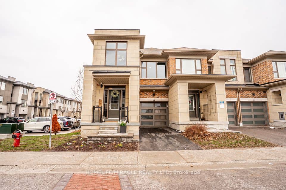 58 Donald Fleming Way, Whitby