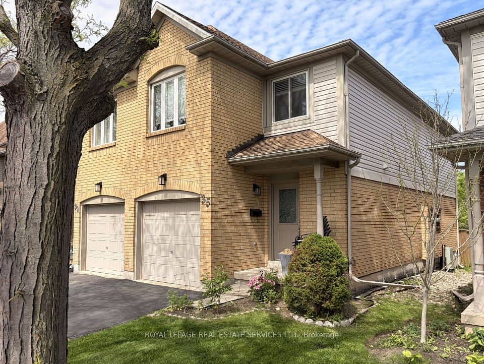 2920 Headon Forest Drive, Burlington