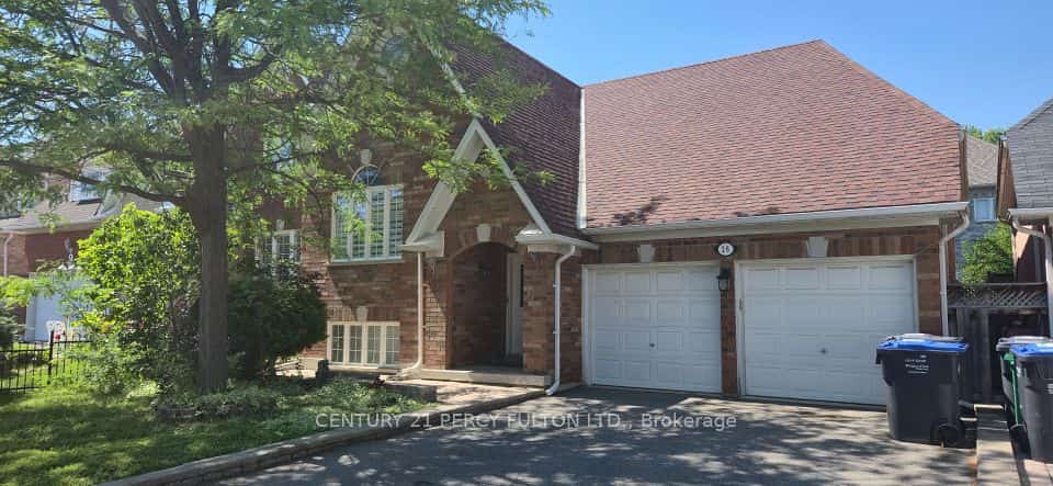 26 Rushbrook Drive, Brampton, ON L6P 1E4