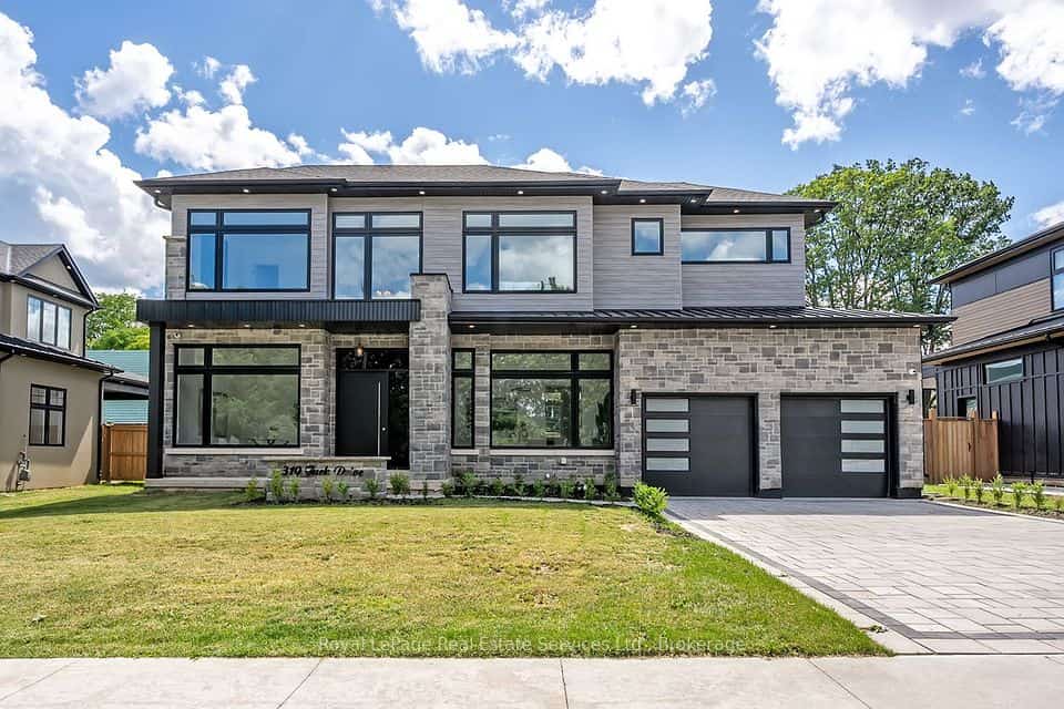 310 Tuck Drive, Burlington, ON L7L 2R1