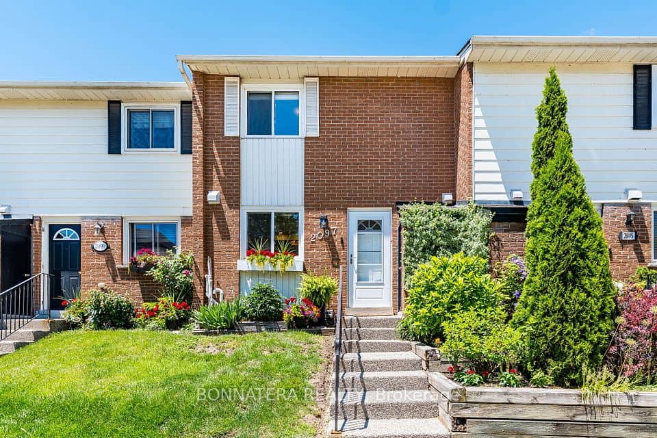 2097 Marine Drive, Oakville