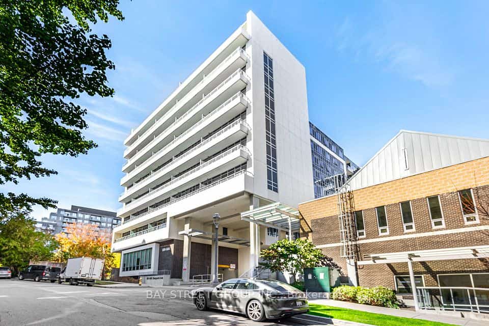 591 Sheppard Avenue E #317, Toronto, ON M2K 1B4