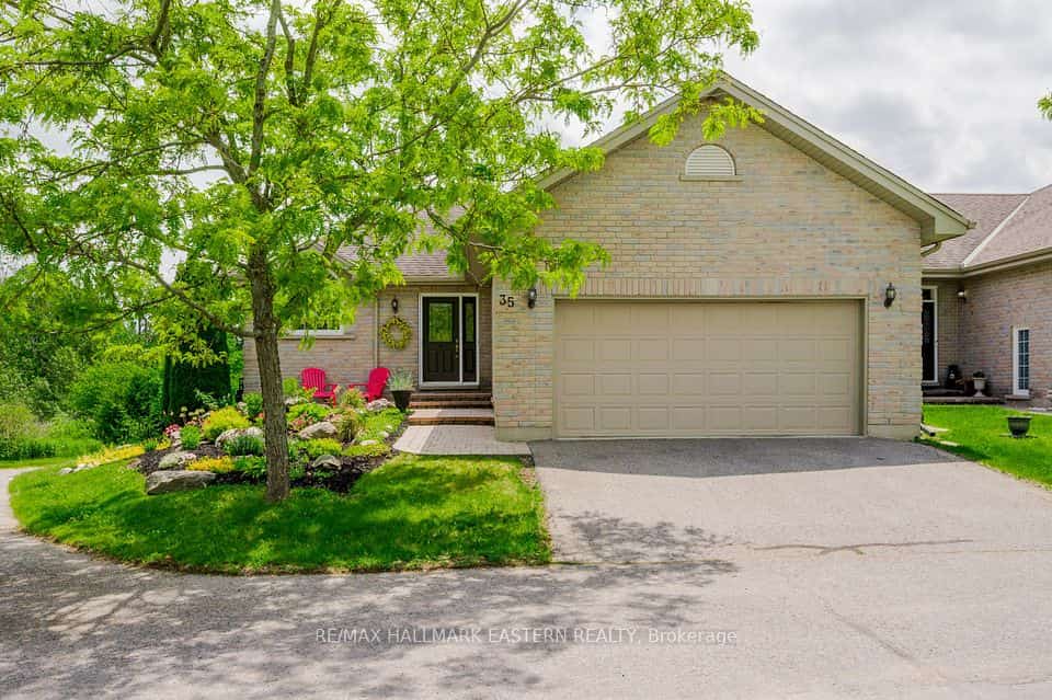 301 Carnegie Avenue #35, Peterborough, ON K9L 0B3
