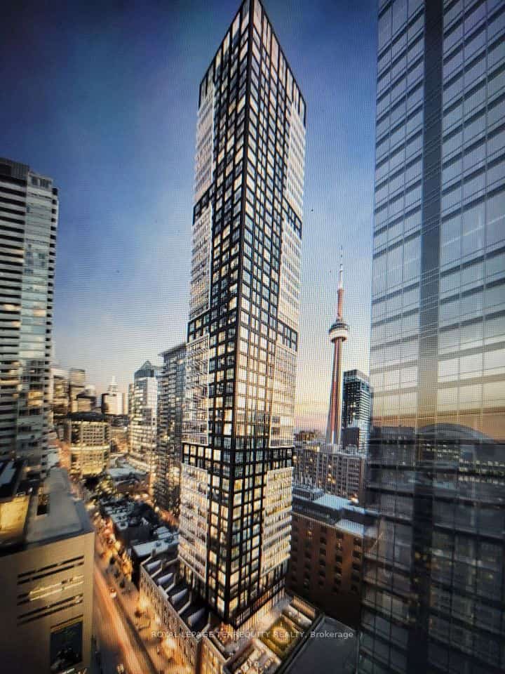 327 King Street W #1301, Toronto, ON M5V 0W7