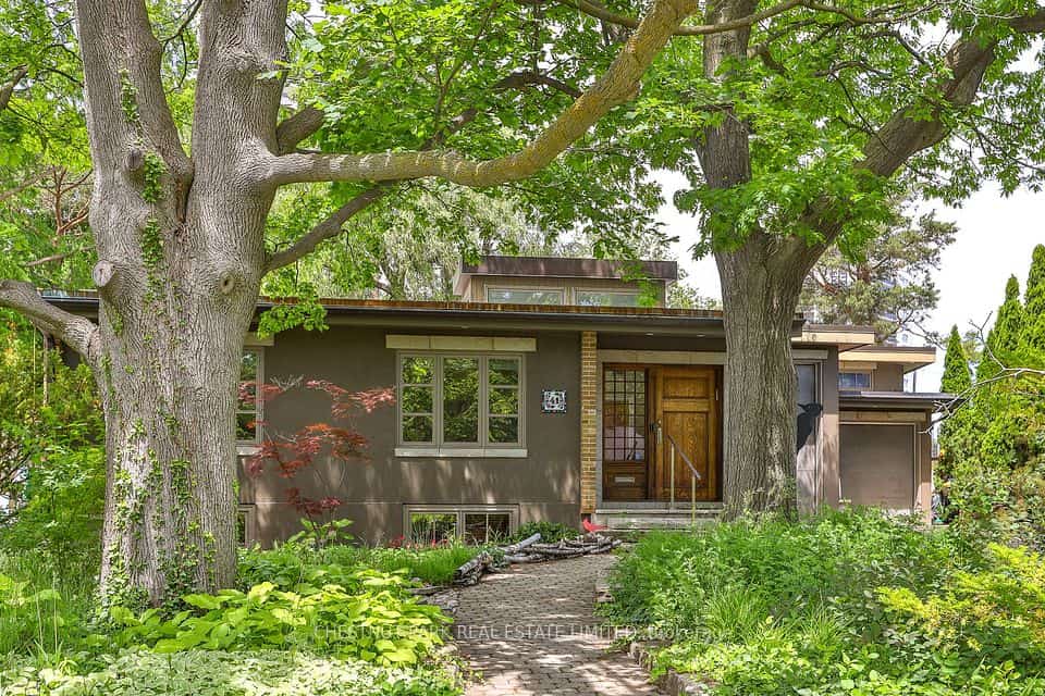 41 Hurlingham Crescent, Toronto, ON M3B 2P9