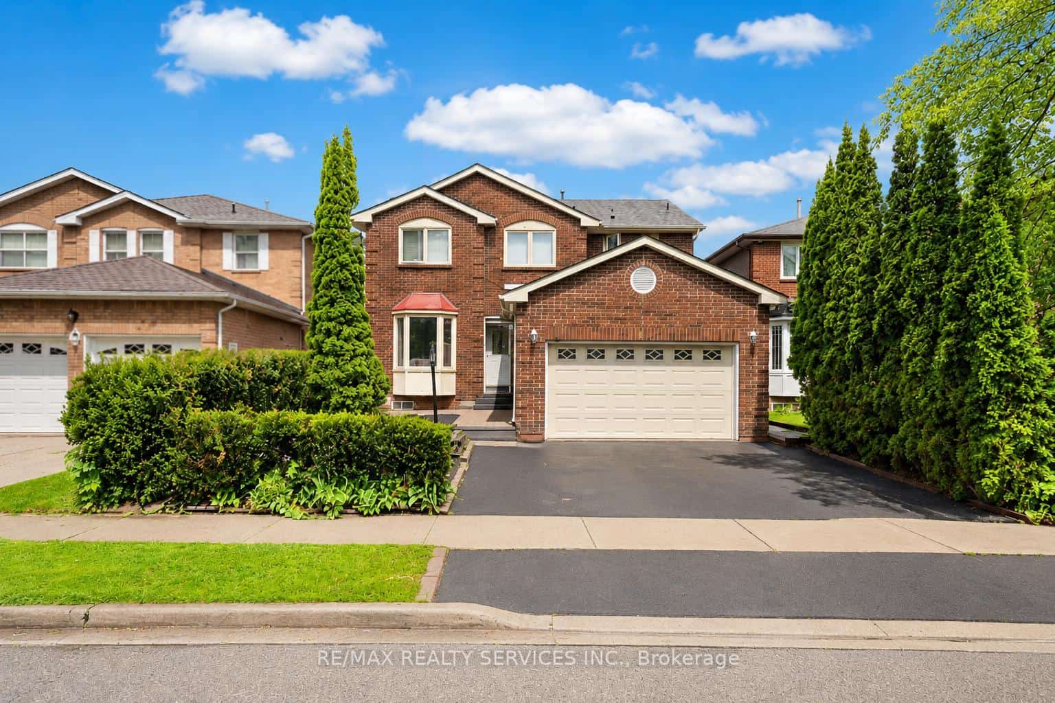 14 Conover Court, Brampton, ON L6Y 3J5