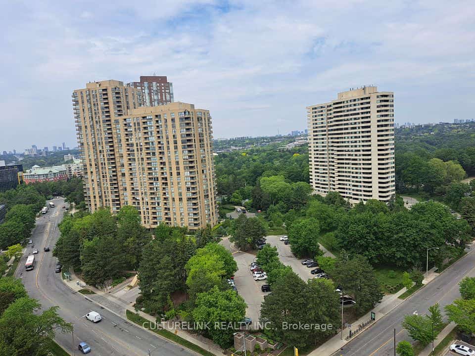 133 Wynford Drive #1701, Toronto, ON M3C 0J5