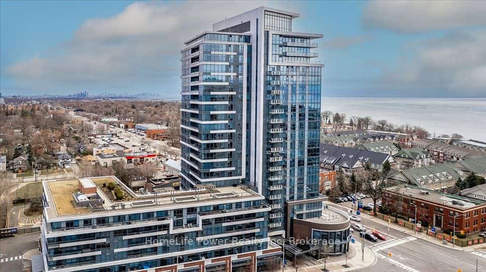 1 Hurontario Street #2001, Mississauga, ON L5G 0A3