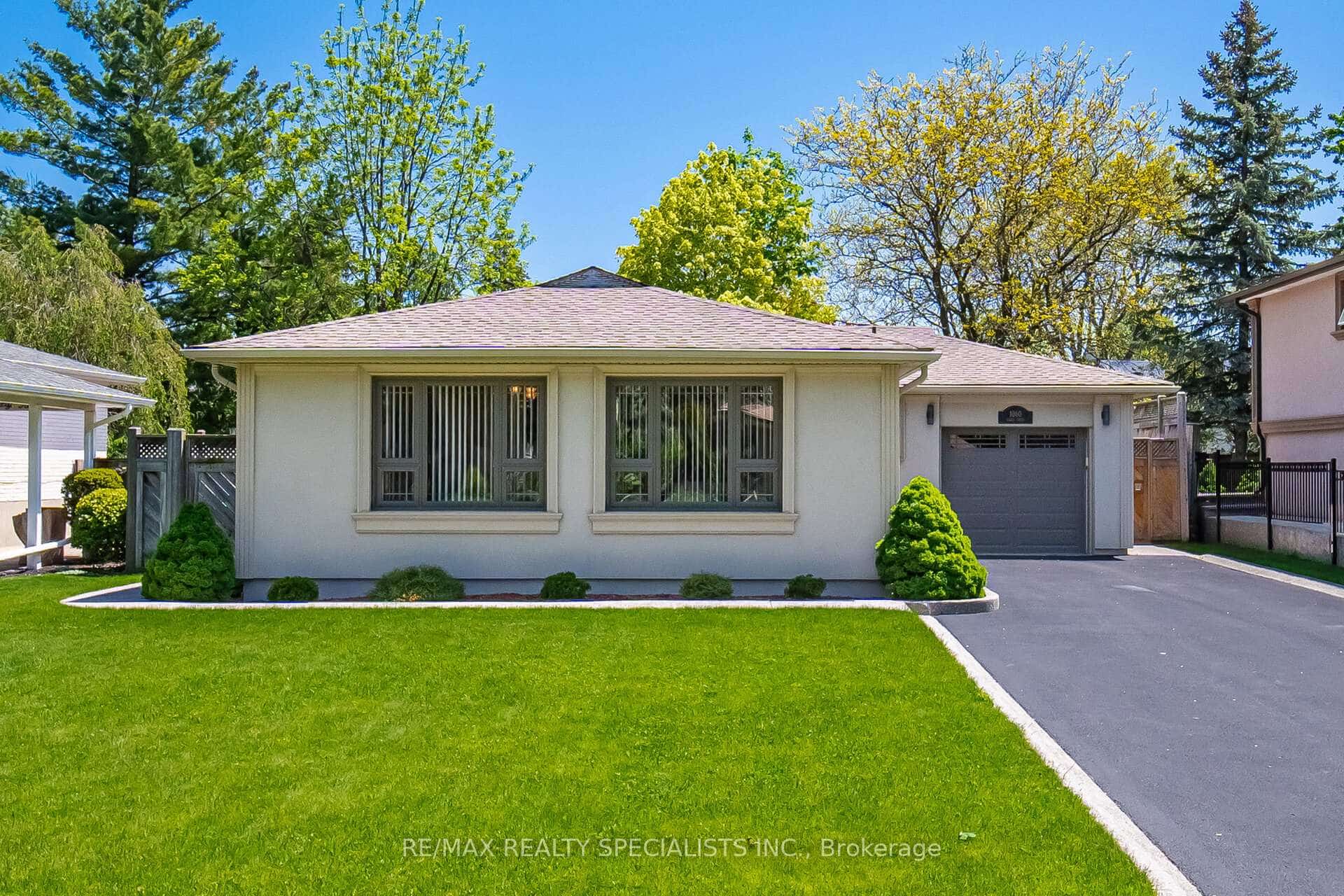 1060 Argus Drive, Mississauga, ON L4Y 2L8