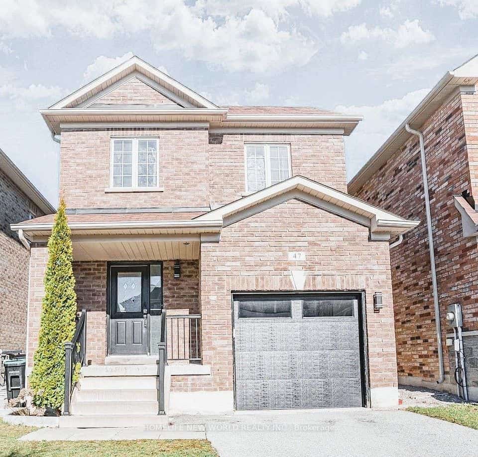 47 Naylor Drive, Bradford West Gwillimbury, ON L3Z 0J8
