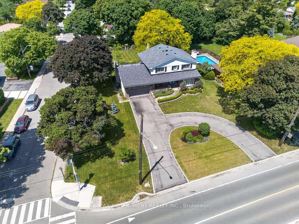564 Mountain Brow Boulevard, Hamilton, ON L8T 1A9