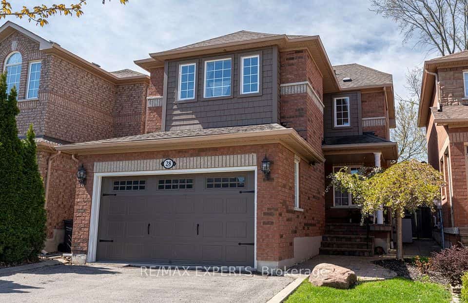 28 Crestridge Drive, Caledon, ON L7E 2T7