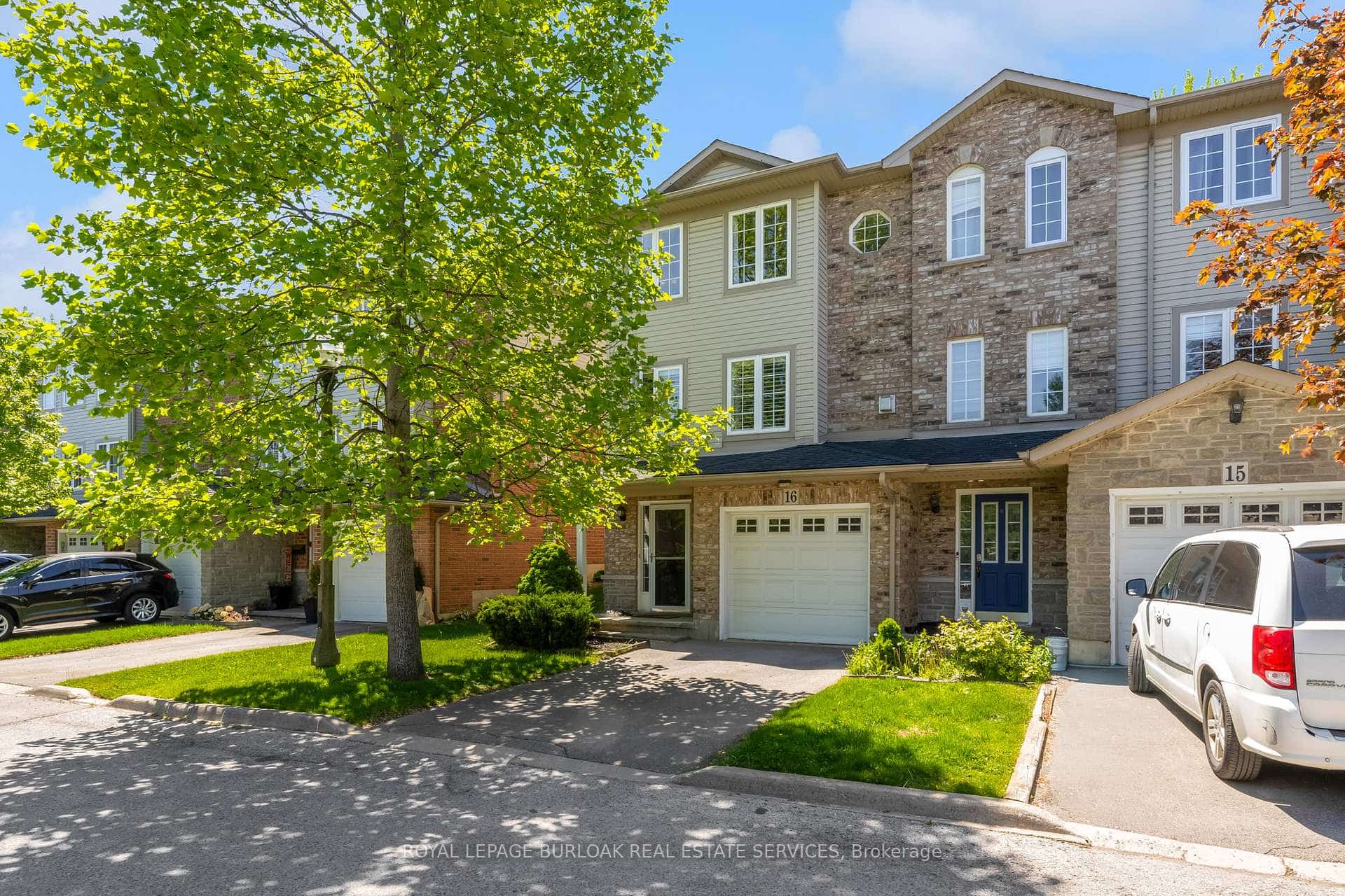 7 Southside Place #16, Hamilton, ON L9C 7W6