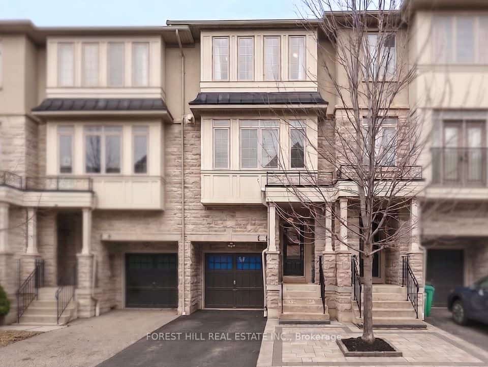 3038 Haines Road #9, Mississauga, ON L4Y 0C8