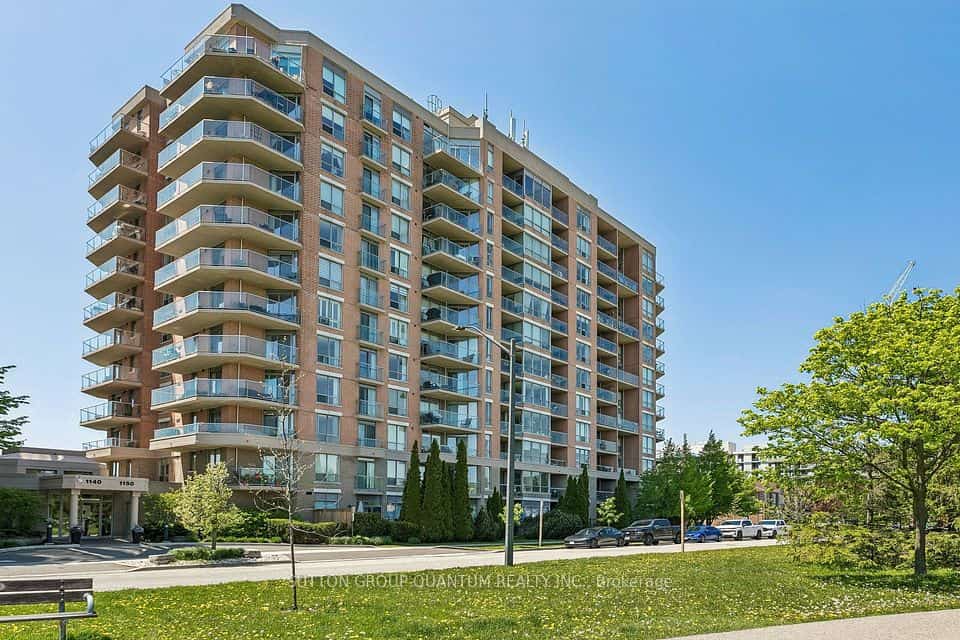 1150 PARKWEST Place #307, Mississauga, ON L5E 3K4