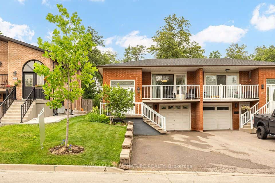 199 Chalfield Lane, Mississauga, ON L4Z 1K9